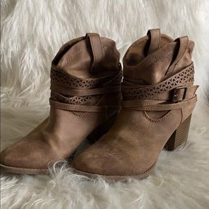 Wallflower Faithlove Ankle Booties